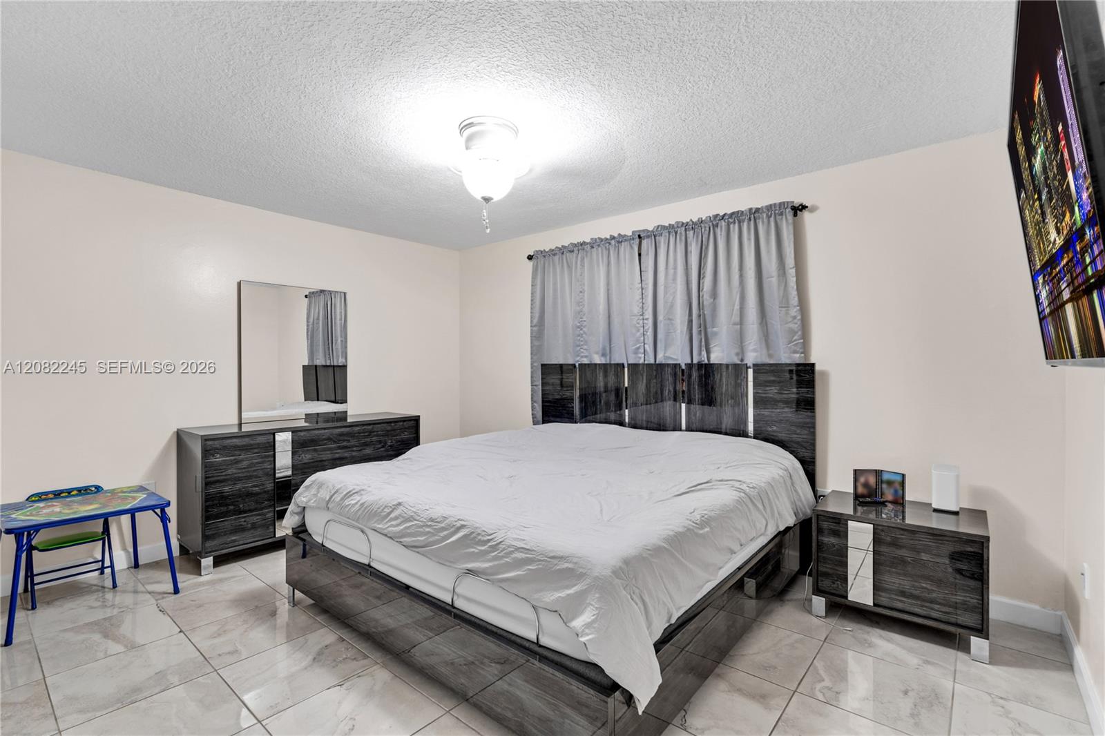 329 W 68th Street 203 Property Photo 12