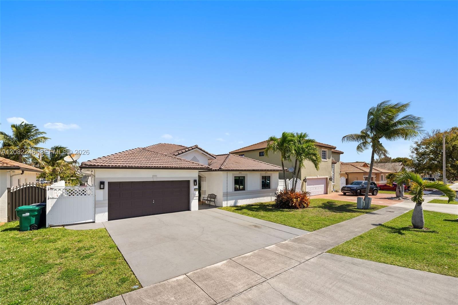 15979 SW 53rd Terrace Property Photo 1