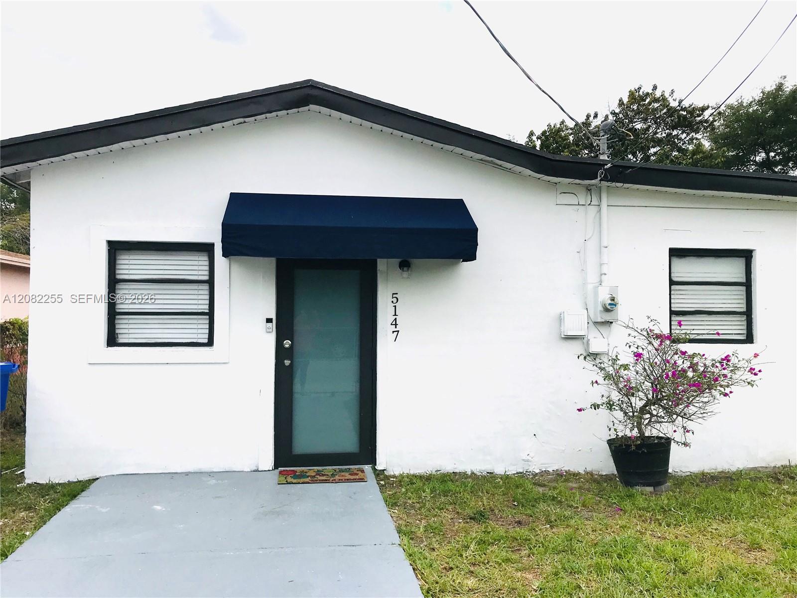 5145 Nw 5th Avenue Property Photo 6