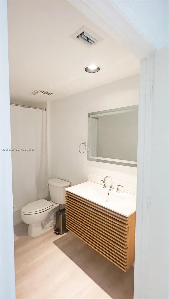 100 N Federal Highway 1123 Property Photo 25