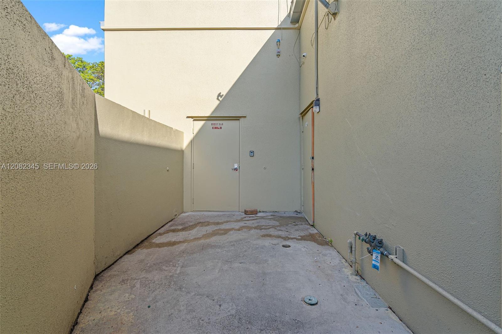9546 Sw 160th Street Property Photo 28