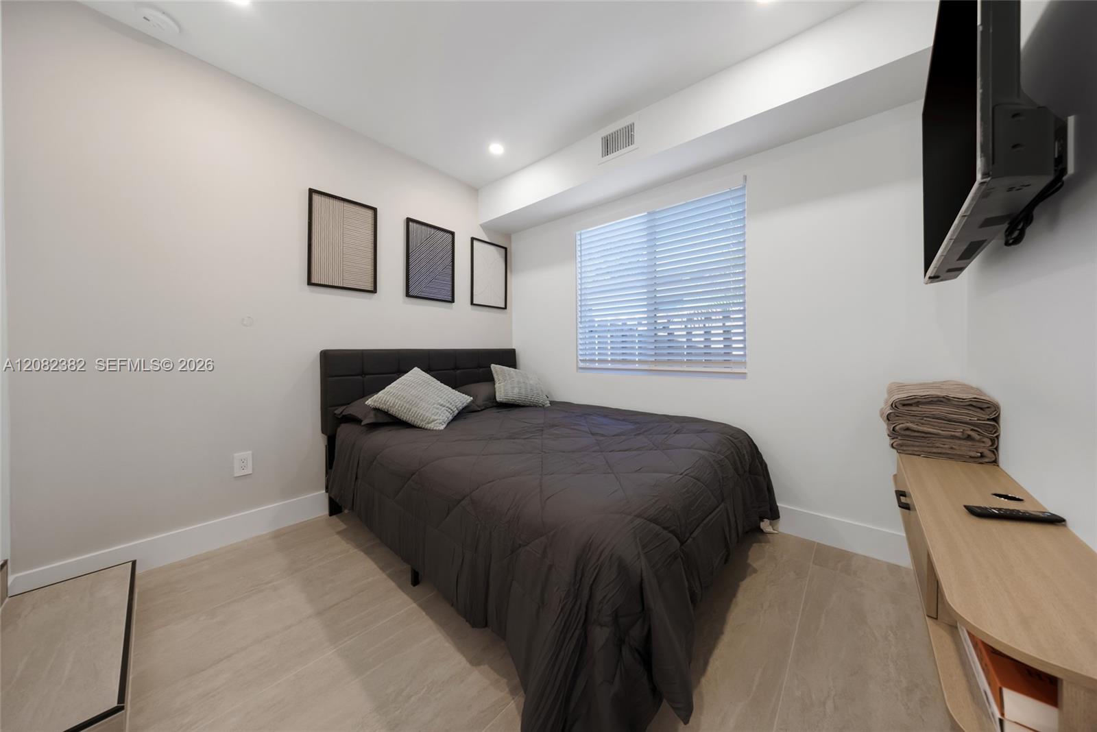 511 Nw 48th Street Property Photo 33