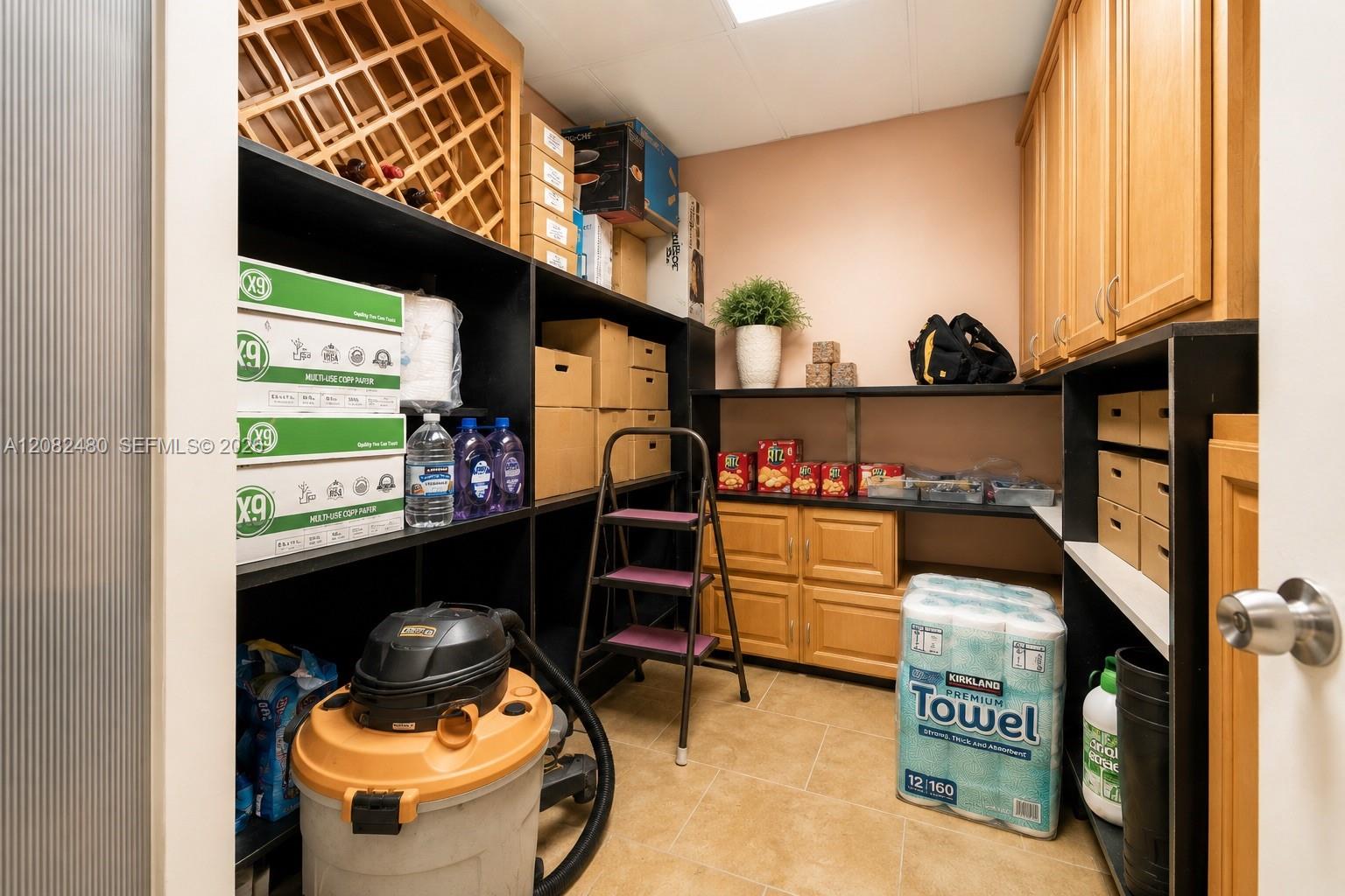 6575 Nova Drive Property Photo 11