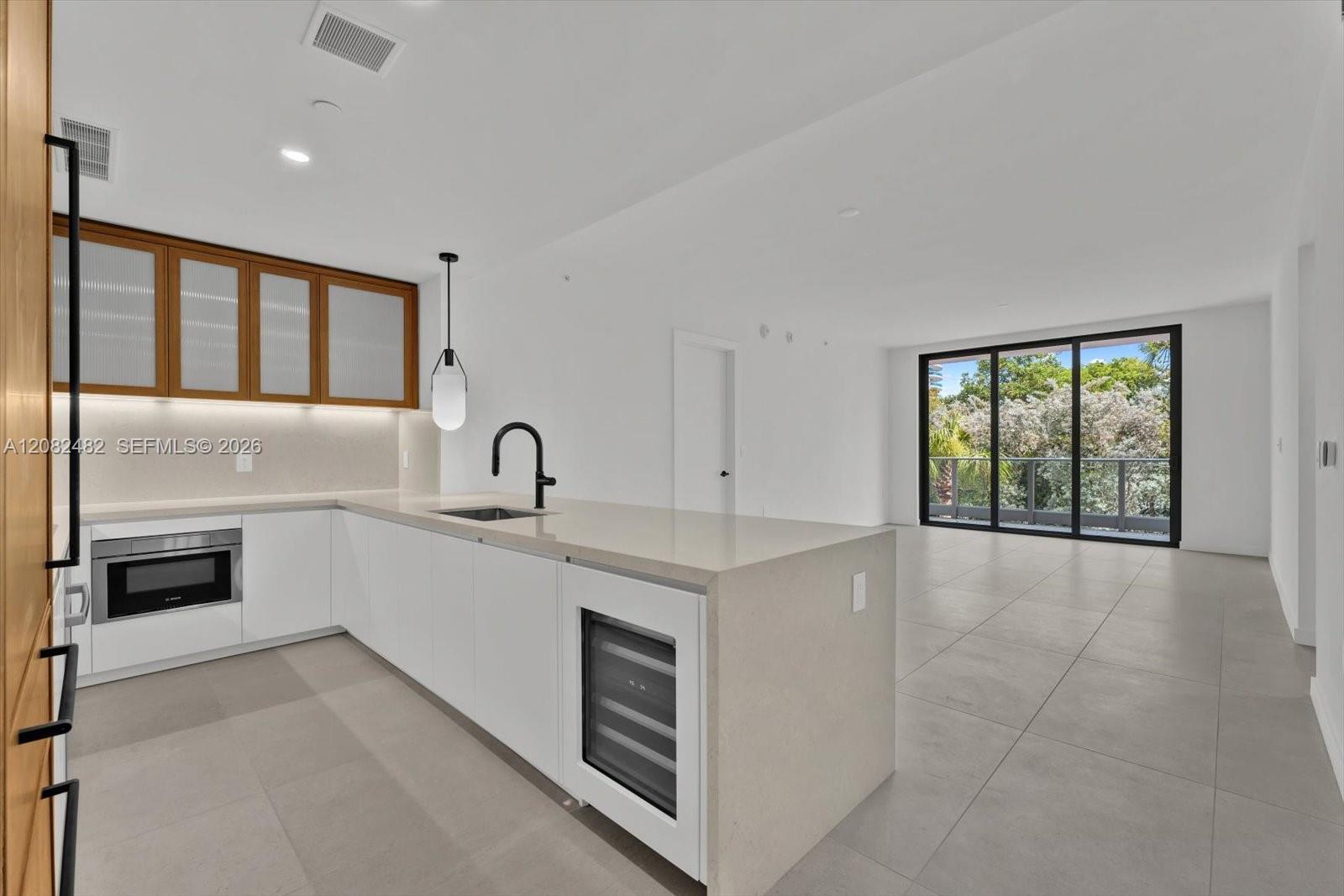 2200 Brickell Avenue 202 Property Photo 7