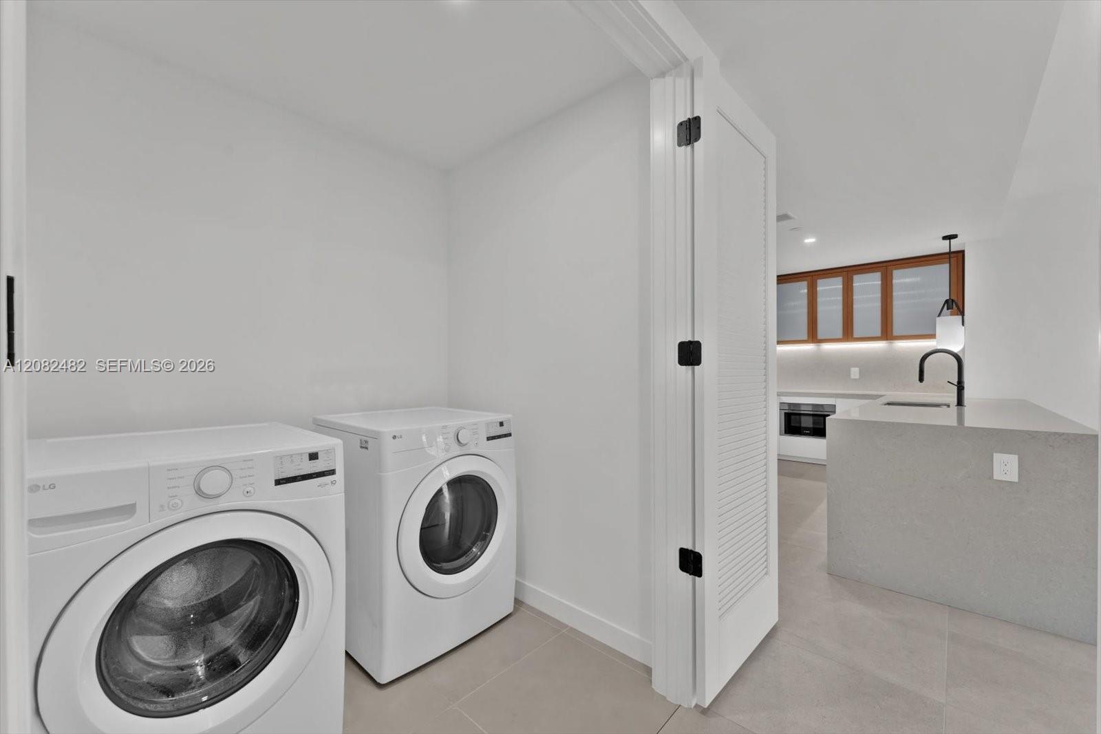 2200 Brickell Avenue 202 Property Photo 8