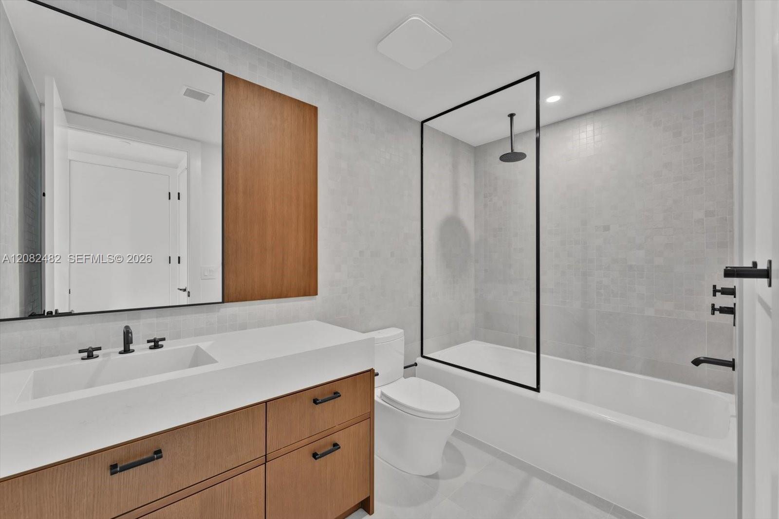 2200 Brickell Avenue 202 Property Photo 14