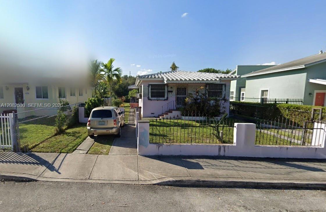 6926 Nw 4th Avenue Property Photo 1