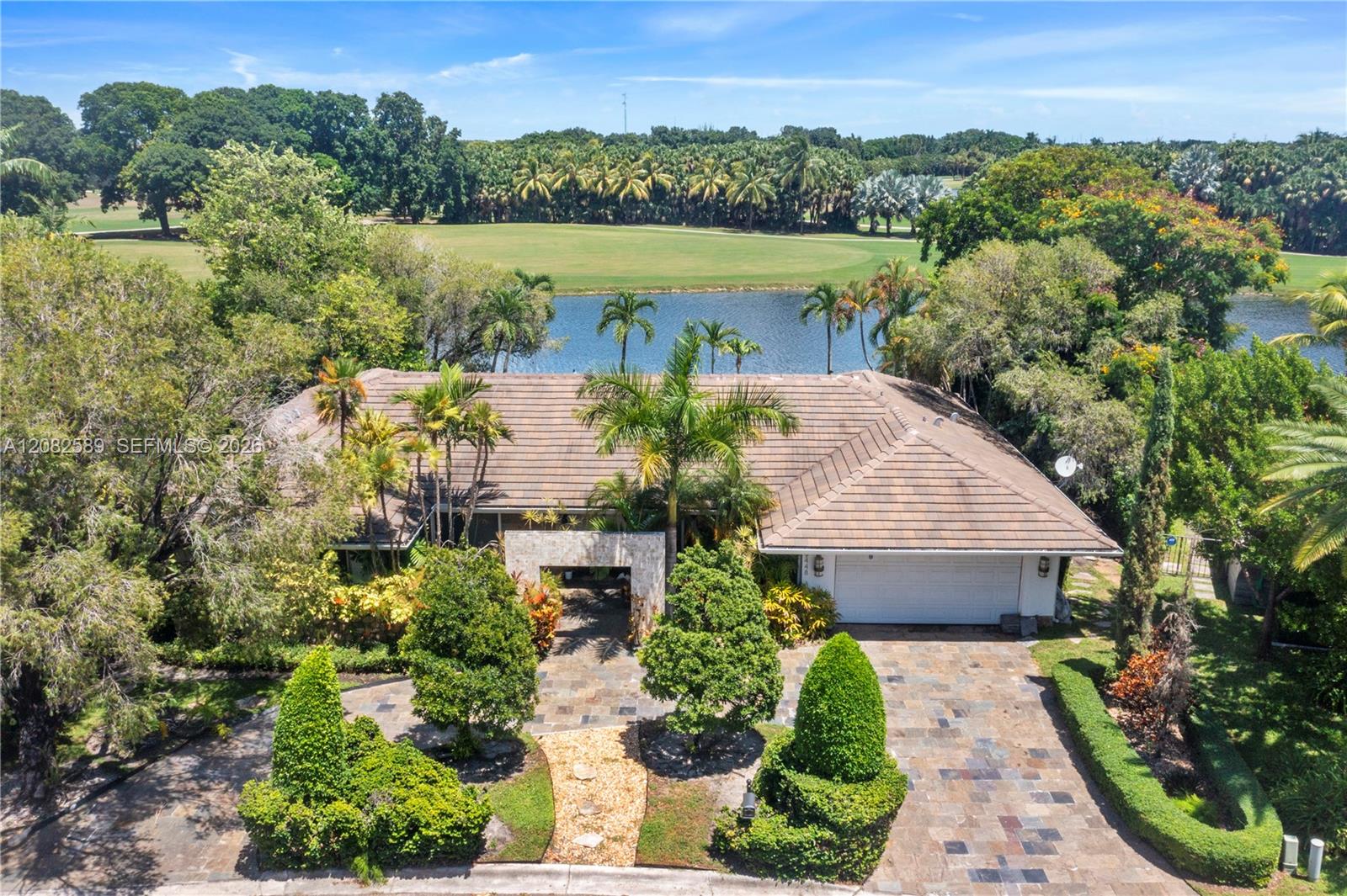9448 NW 54th Doral Cir Lane