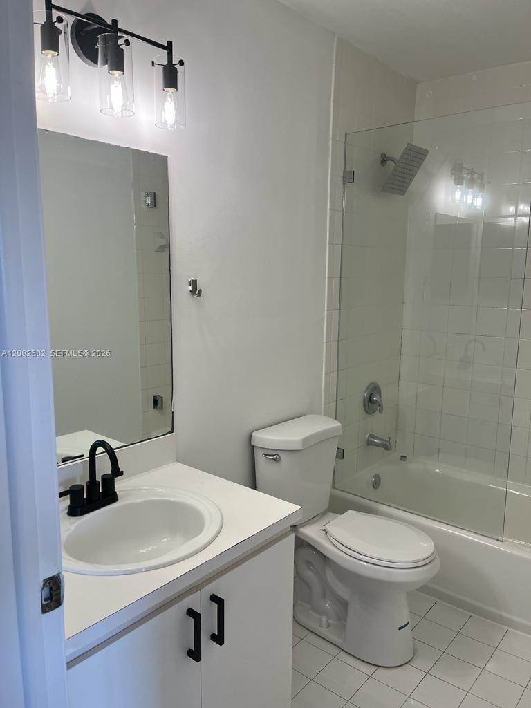 4720 Nw 114th Avenue 204 Property Photo 13