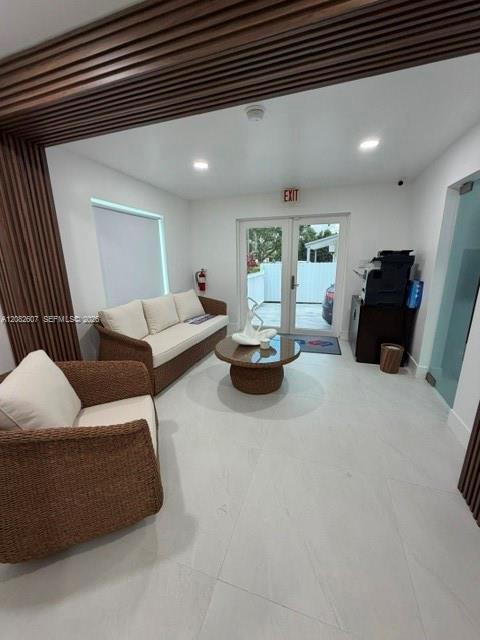 5941 Coral Way Property Photo 12