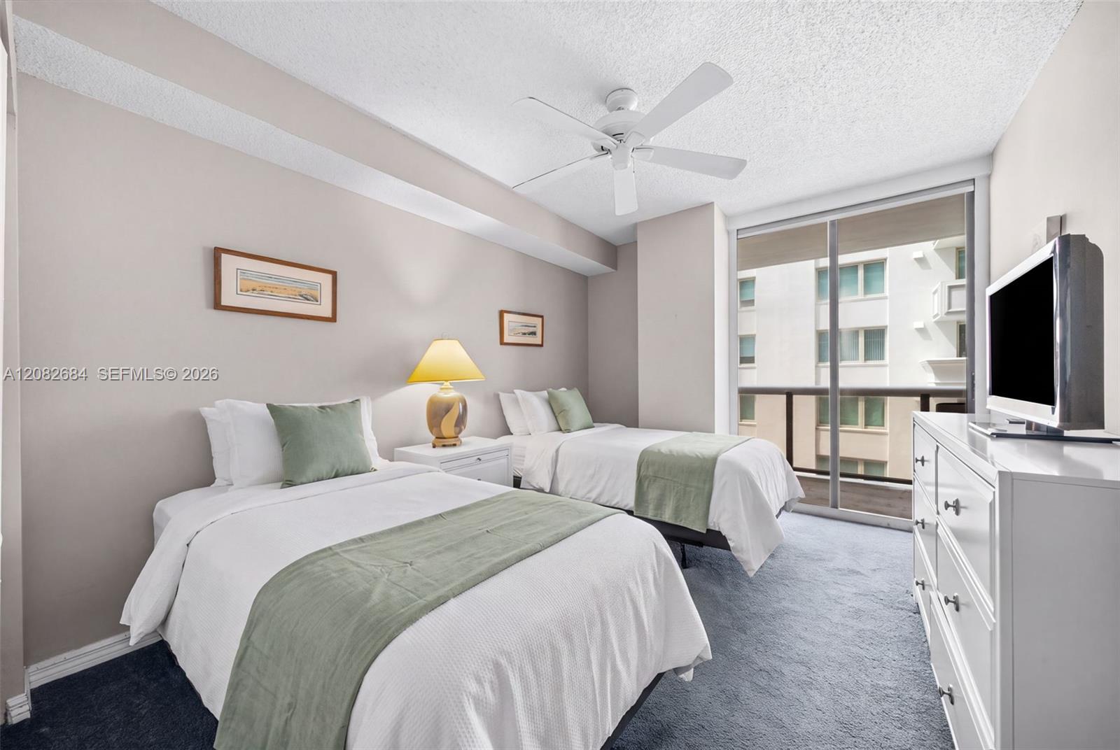 9455 Collins Avenue Property Photo 13