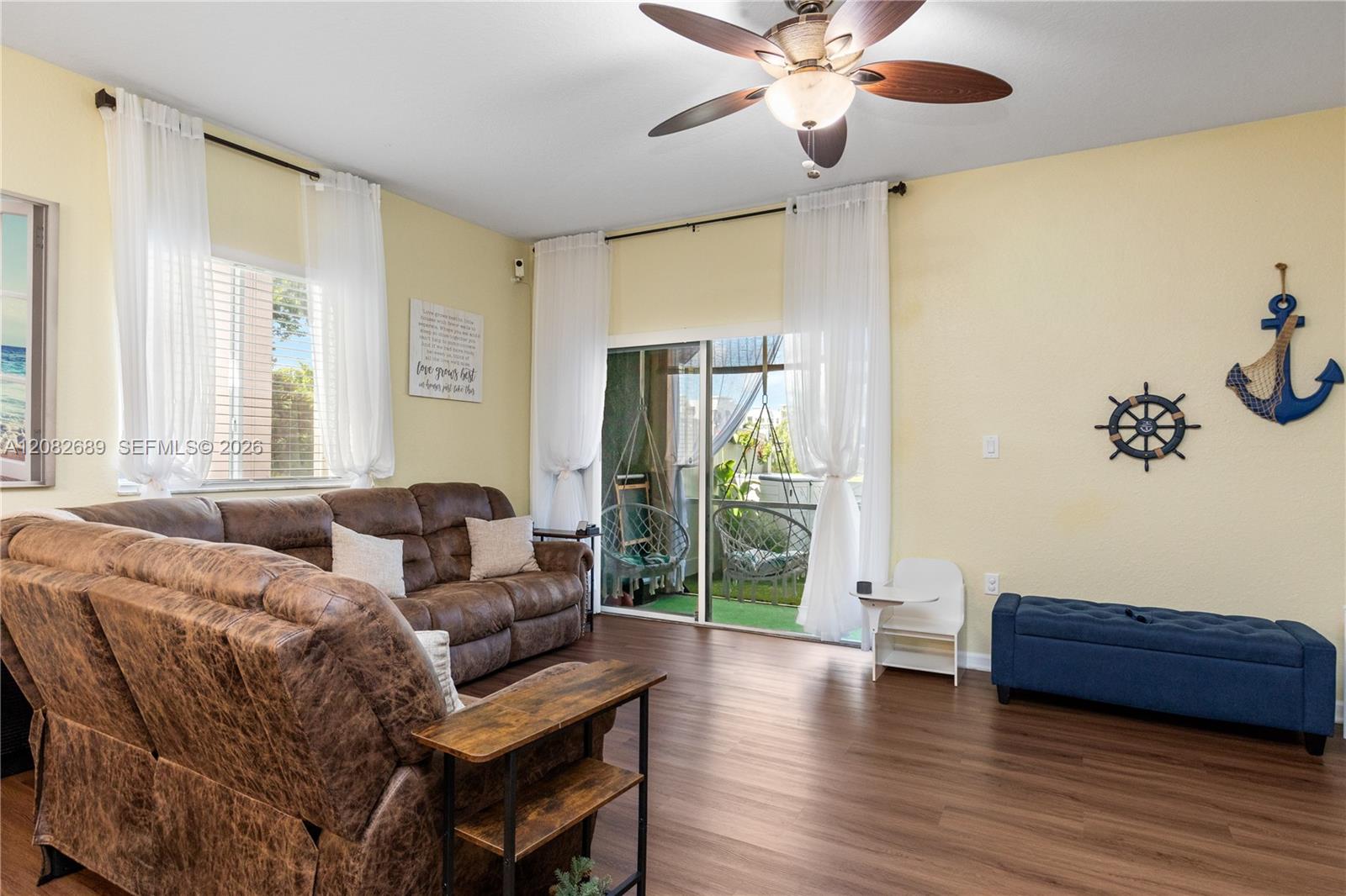 5741 Isles Circle Property Photo 11