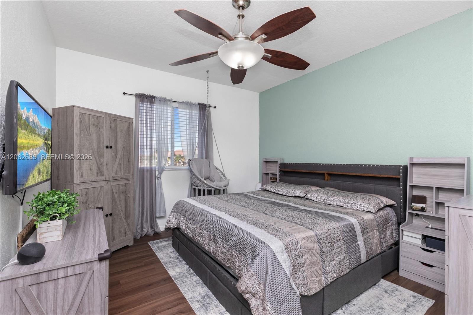 5741 Isles Circle Property Photo 18