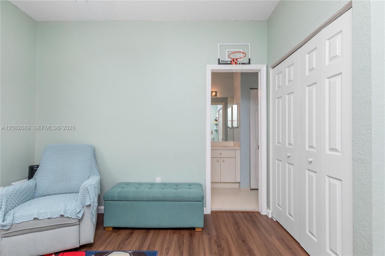 5741 Isles Circle Property Photo 28