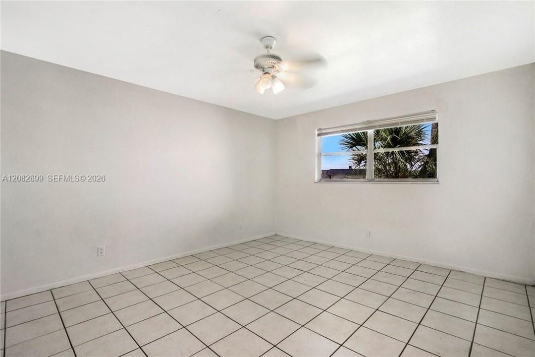 7831 N Colony Circle N 206 Property Photo 13