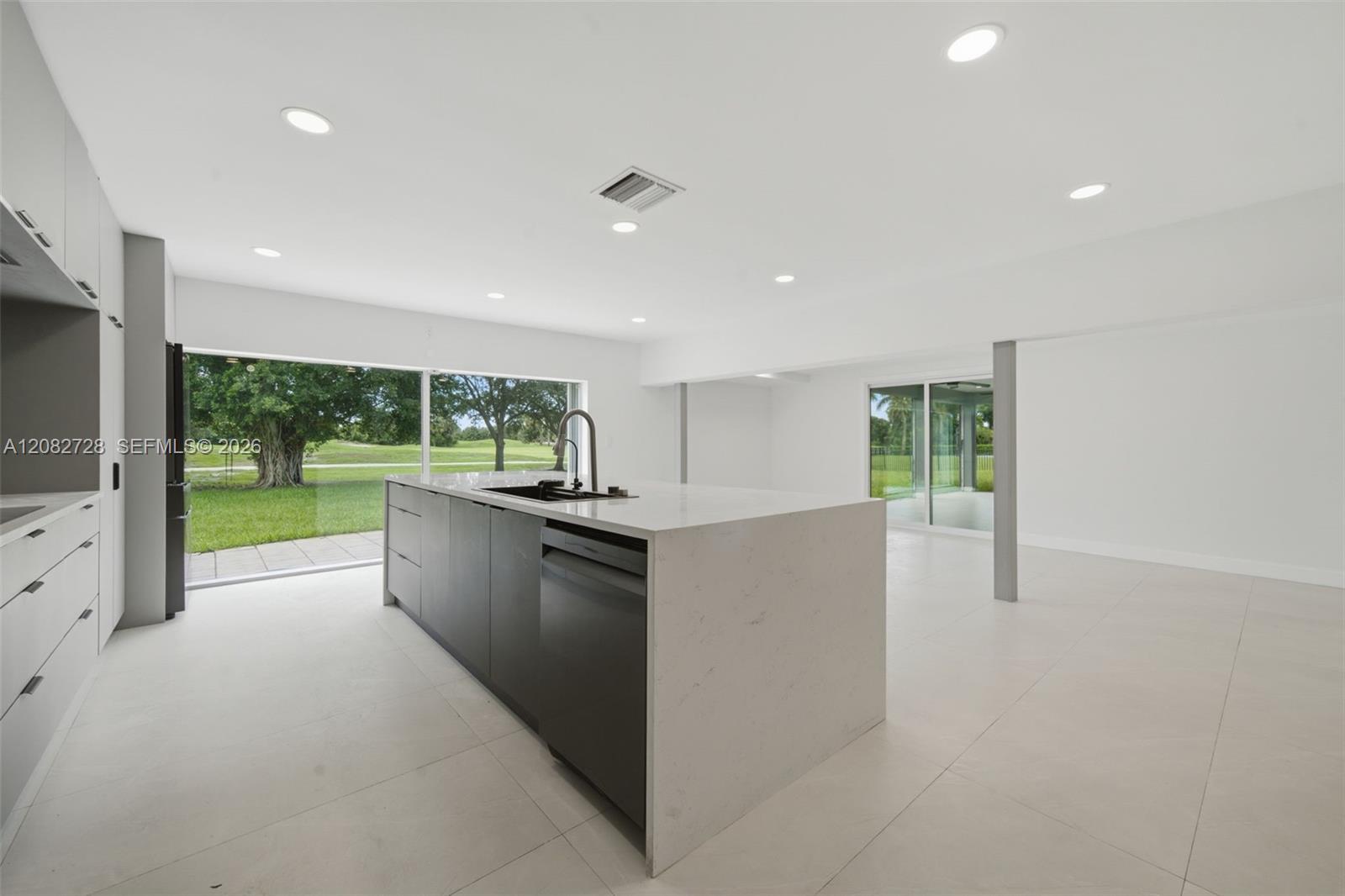 6700 E Tropical Way Property Photo 26