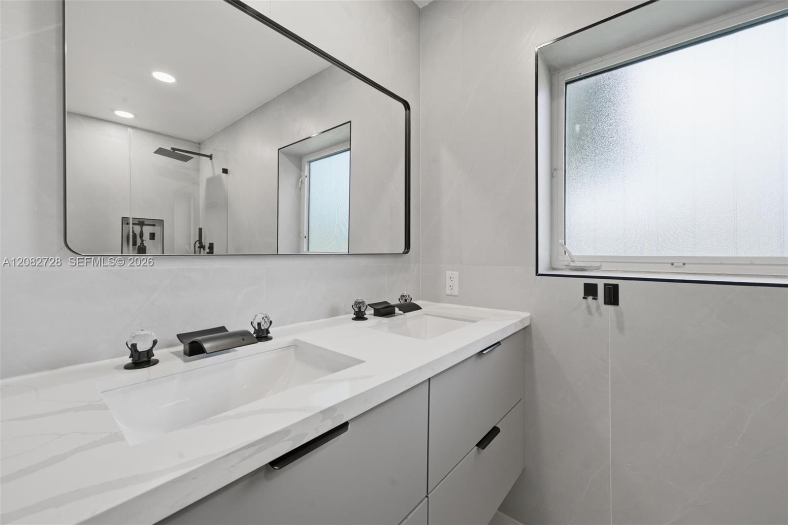 6700 E Tropical Way Property Photo 52