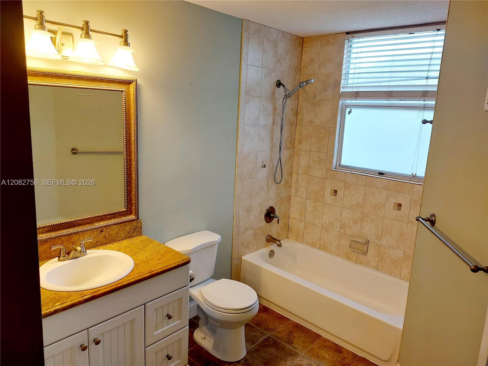 641 Lyons Road 11207 Property Photo 11