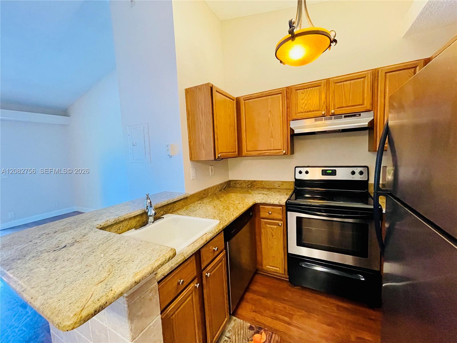 641 Lyons Road 11207 Property Photo 27