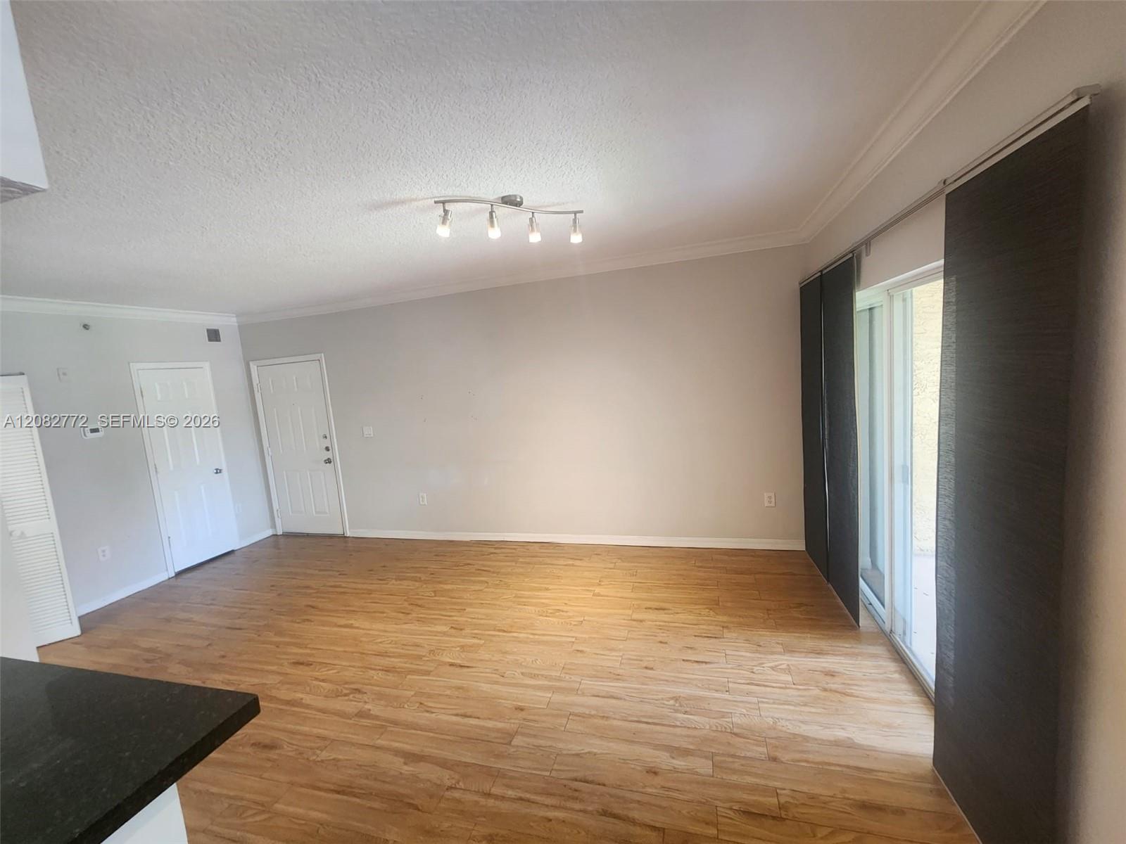 A12082772 Property Photo 7