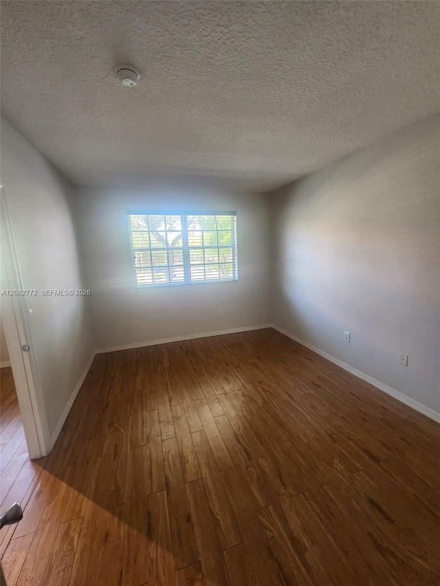 A12082772 Property Photo 12
