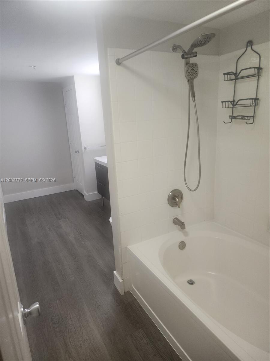 A12082772 Property Photo 20