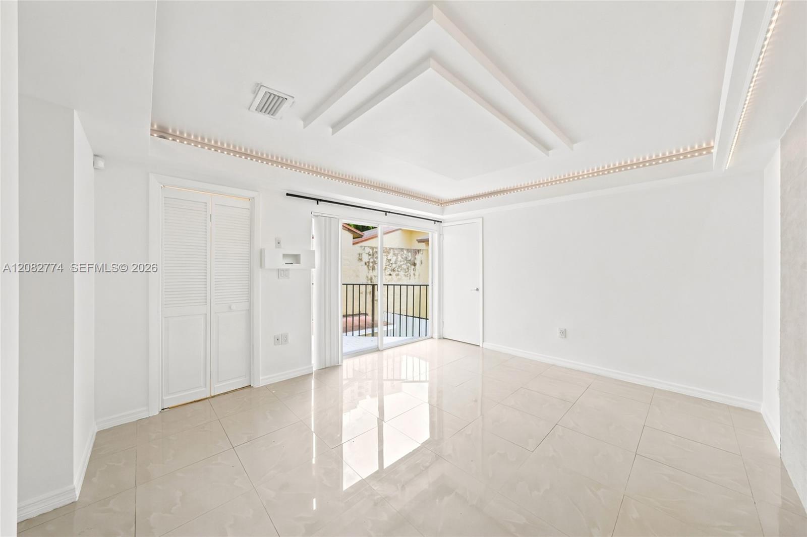9674 Fontainebleau Boulevard 28 Property Photo 36