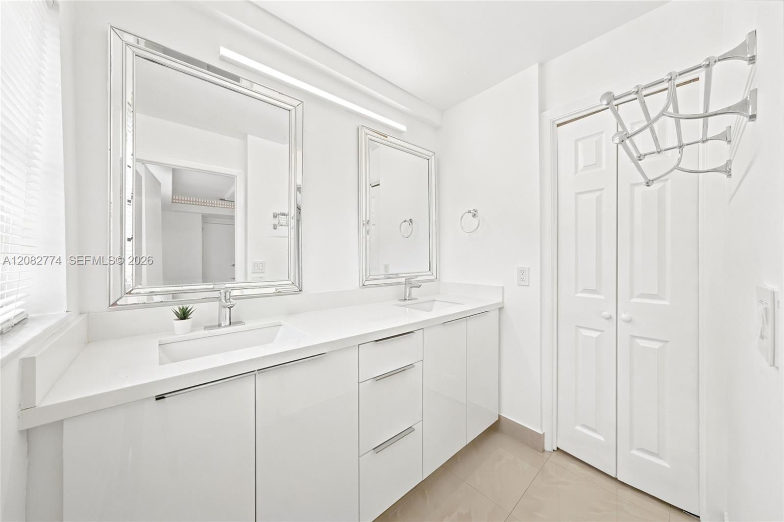 9674 Fontainebleau Boulevard 28 Property Photo 39
