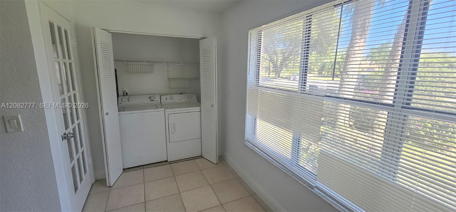 3380 N Pinewalk Drive N 1111 Property Photo 16
