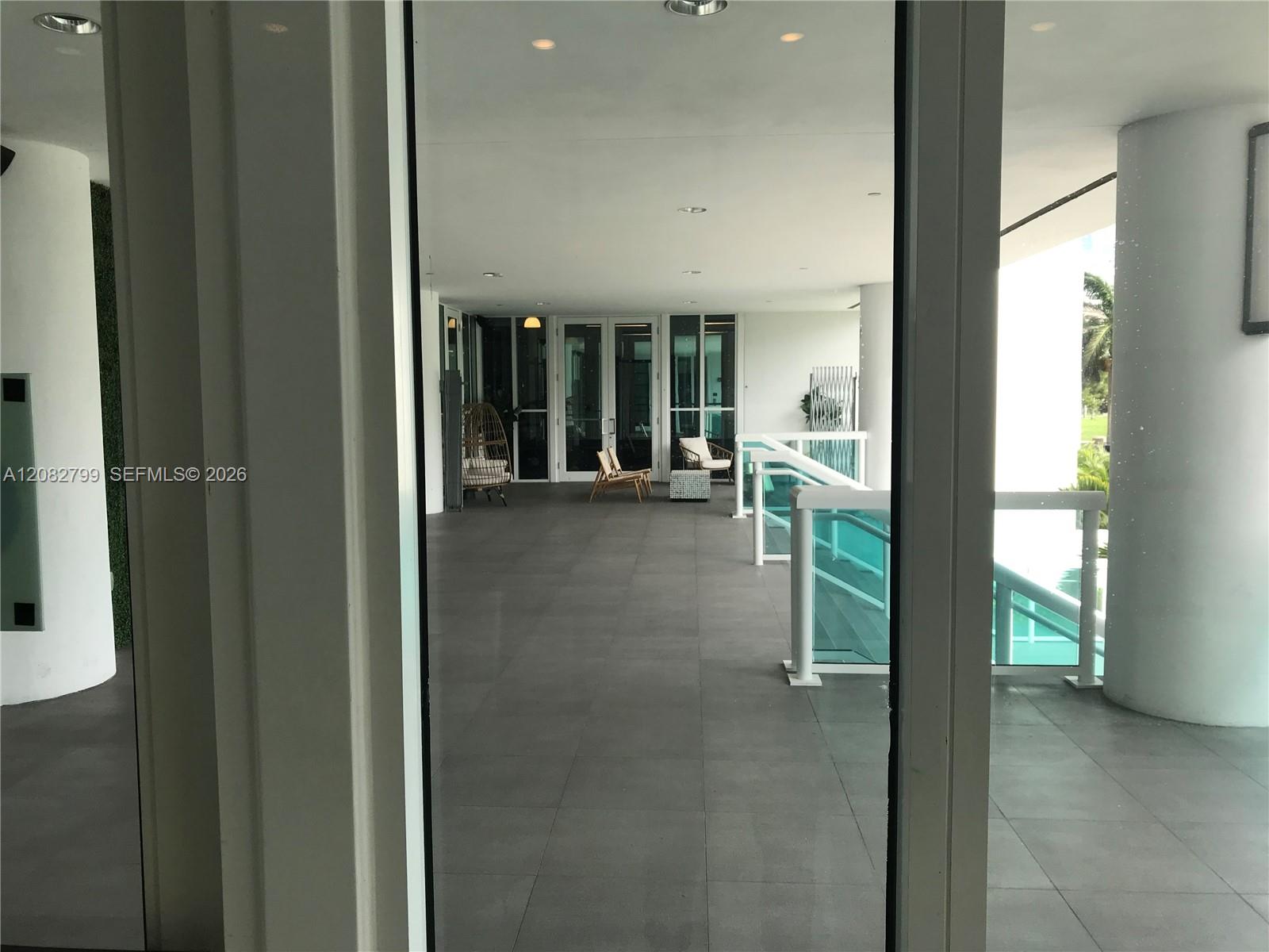 1800 N Bayshore Drive 2204 Property Photo 12