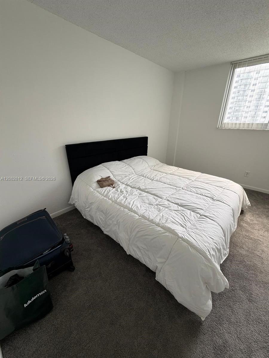 A12082812 Property Photo 6
