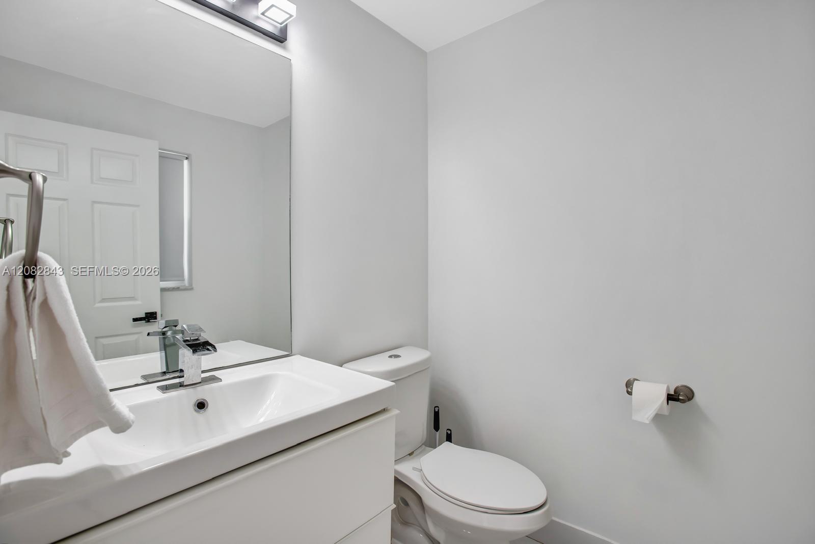 3432 Sw 49th Street Property Photo 26