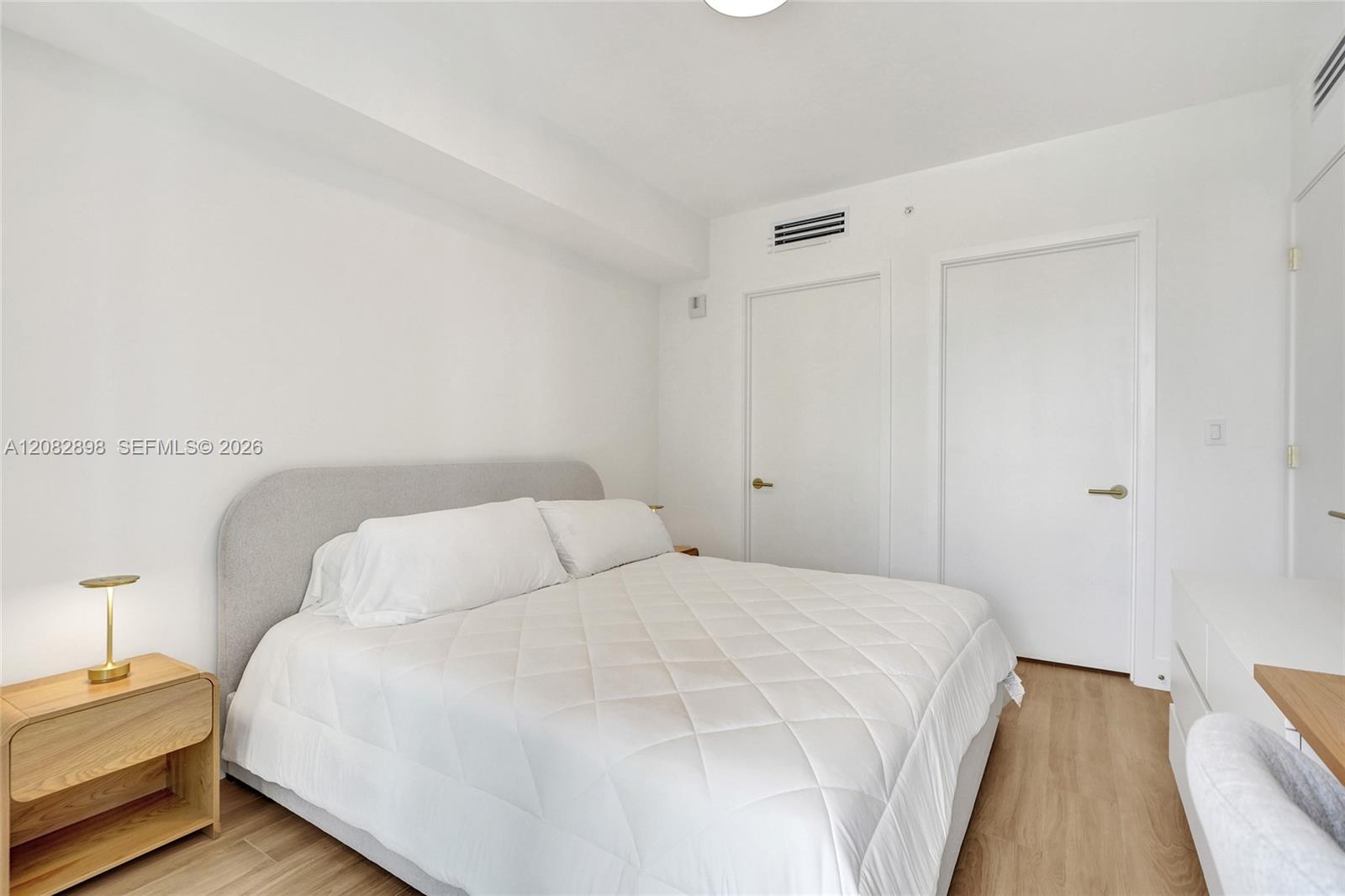 90 Ne 32 902 Property Photo 18