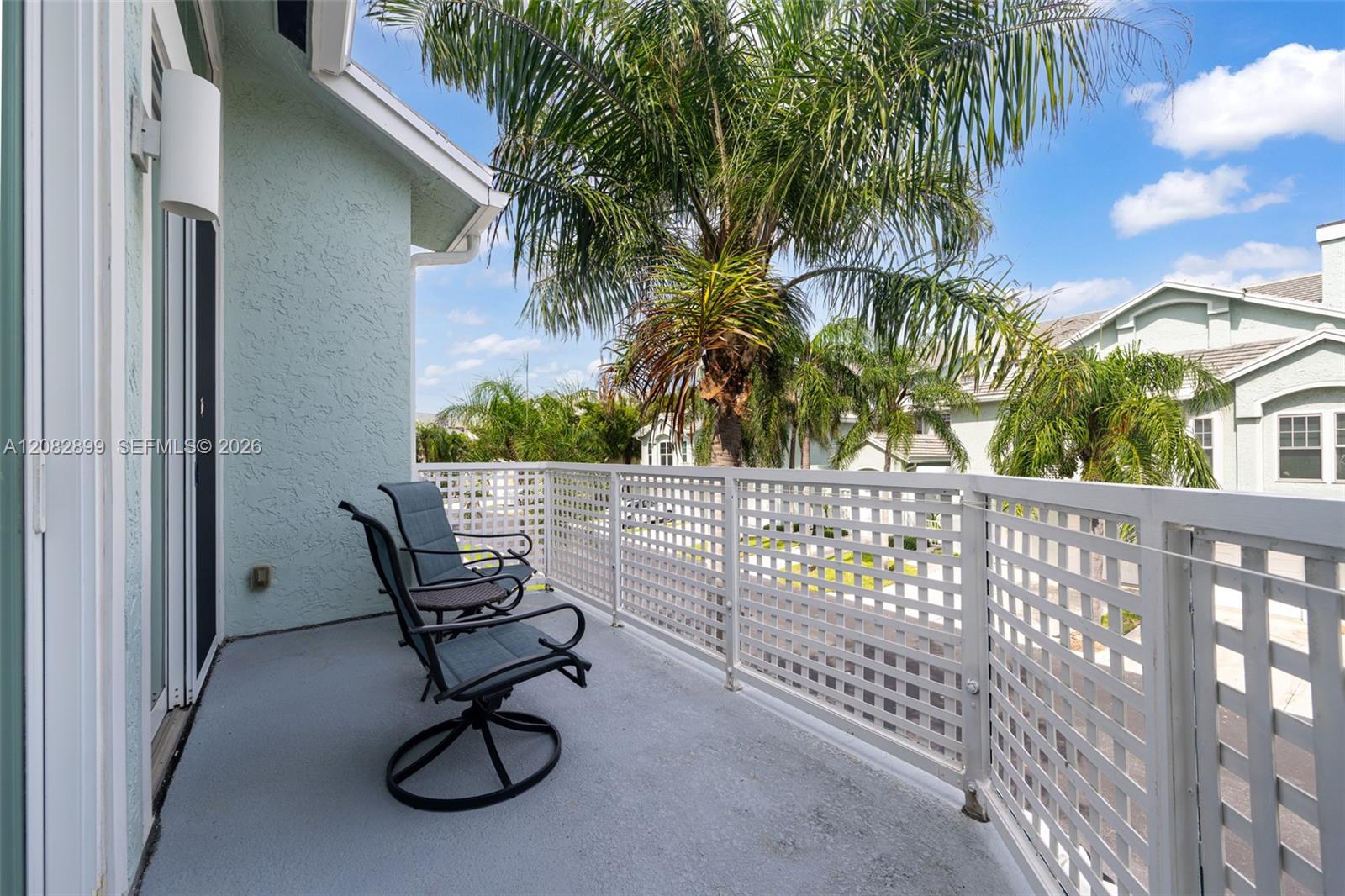 909 Mainsail Circle 909 Property Photo 15