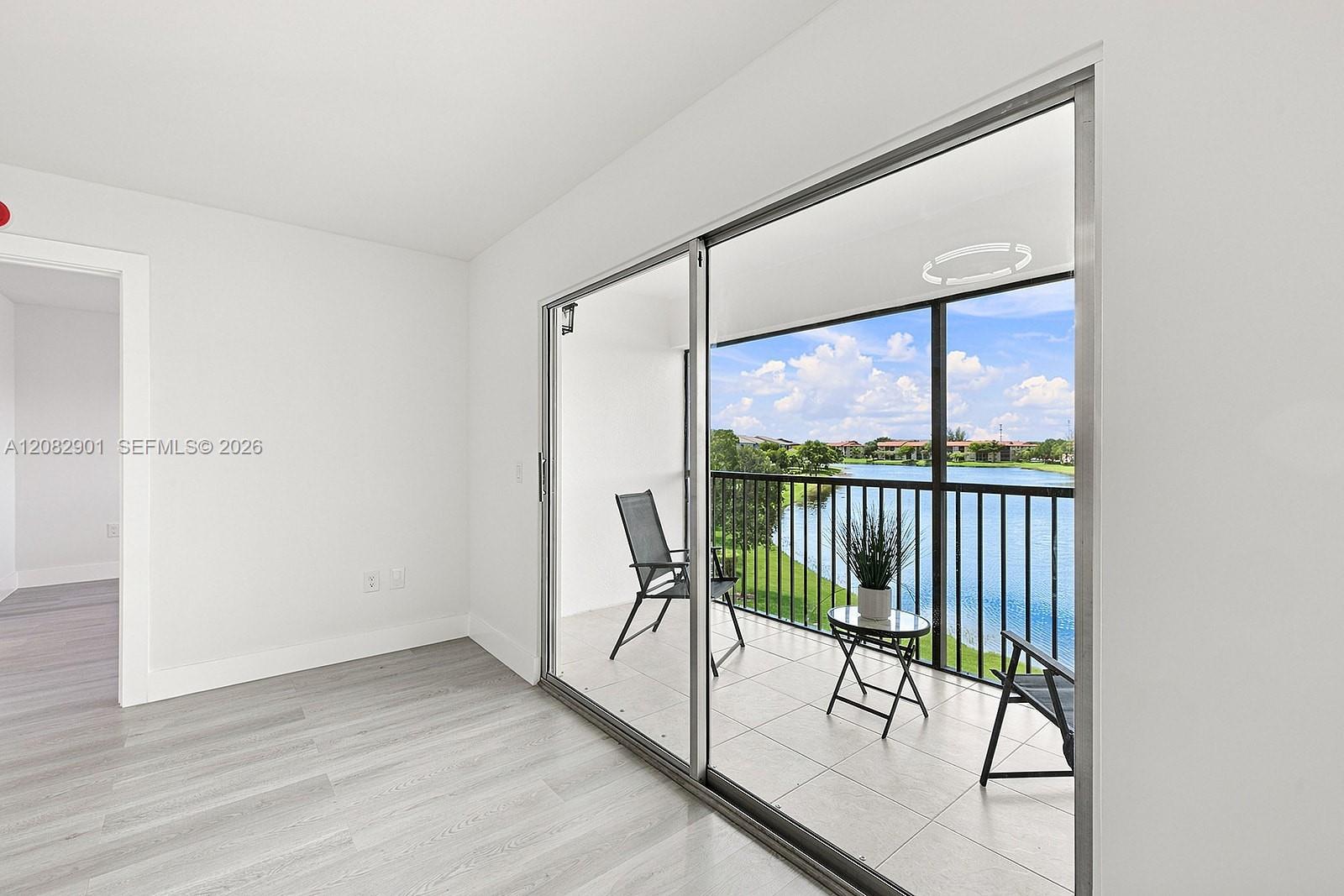 550 Sw 138th Avenue 402k Property Photo 11