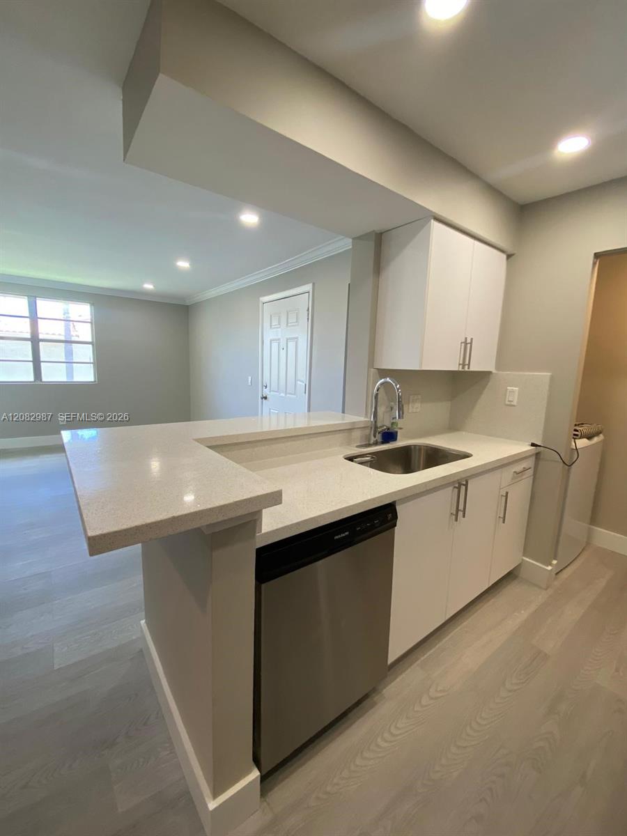 A12082987 Property Photo 2