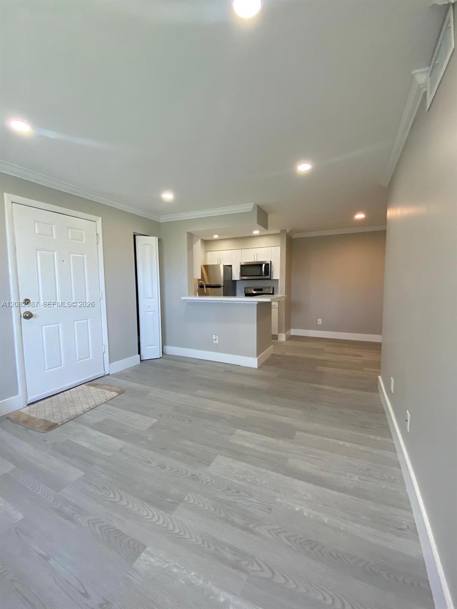 A12082987 Property Photo 3