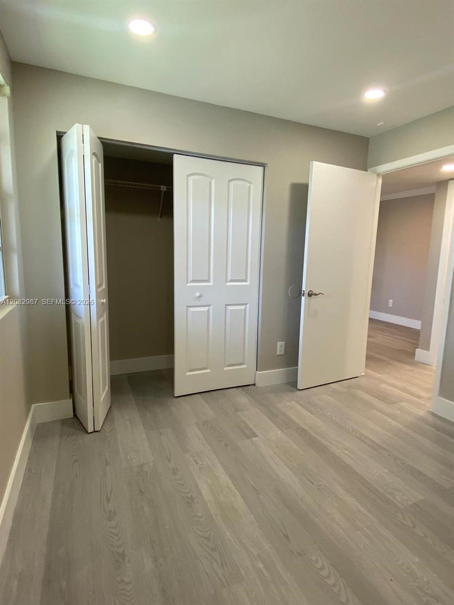 A12082987 Property Photo 12