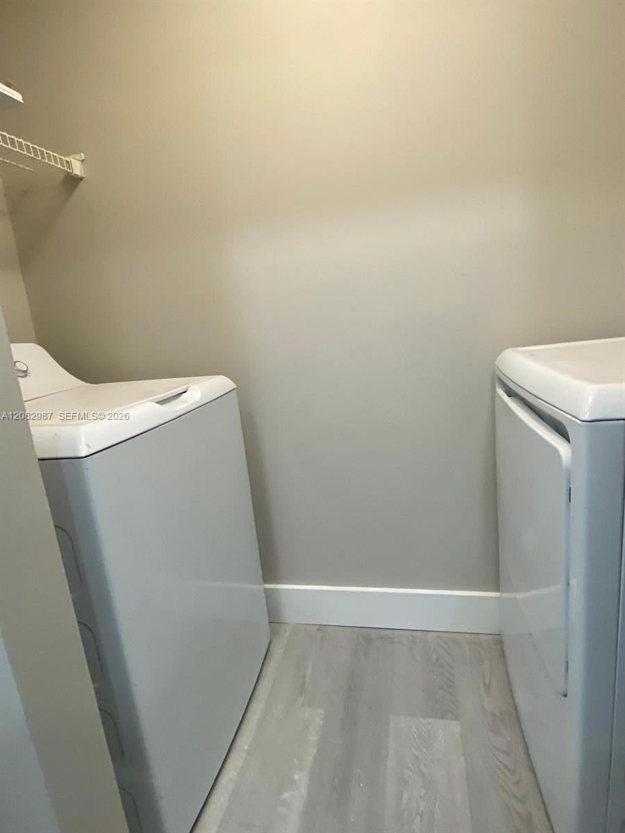 A12082987 Property Photo 15