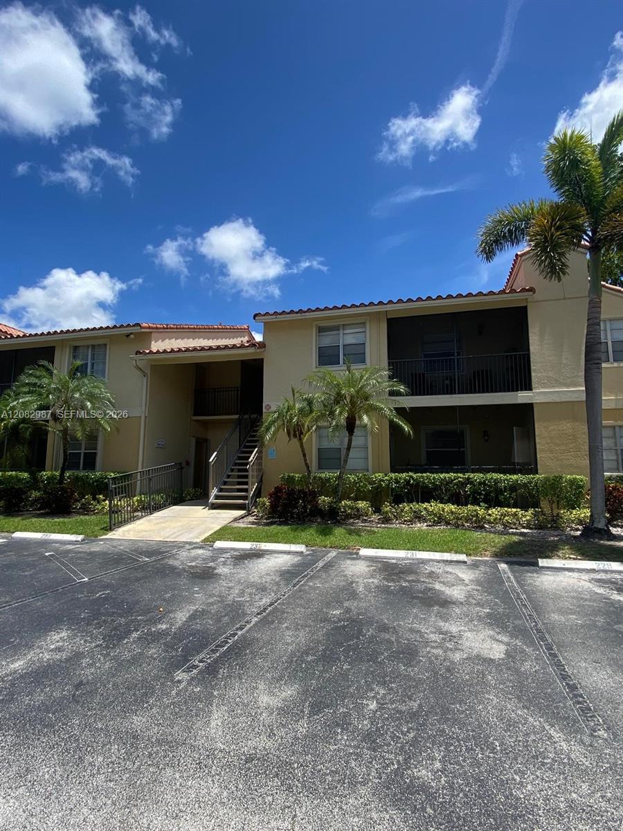 A12082987 Property Photo 23