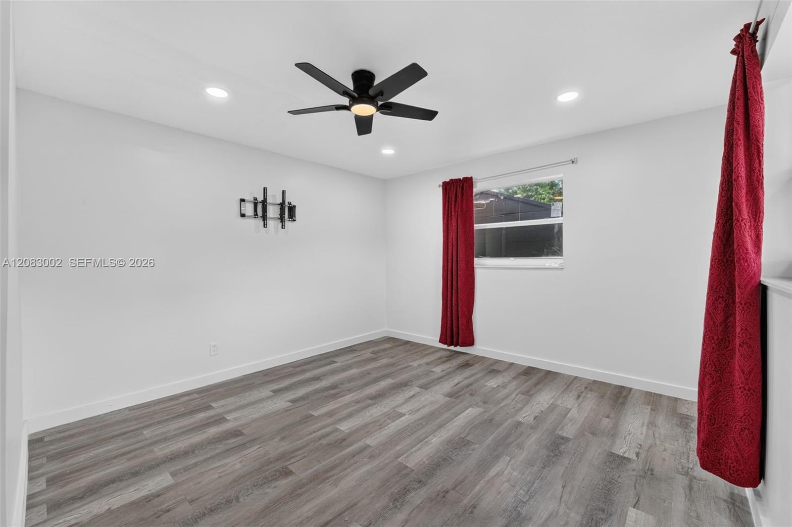 1664 Sw 28th Avenue Property Photo 10