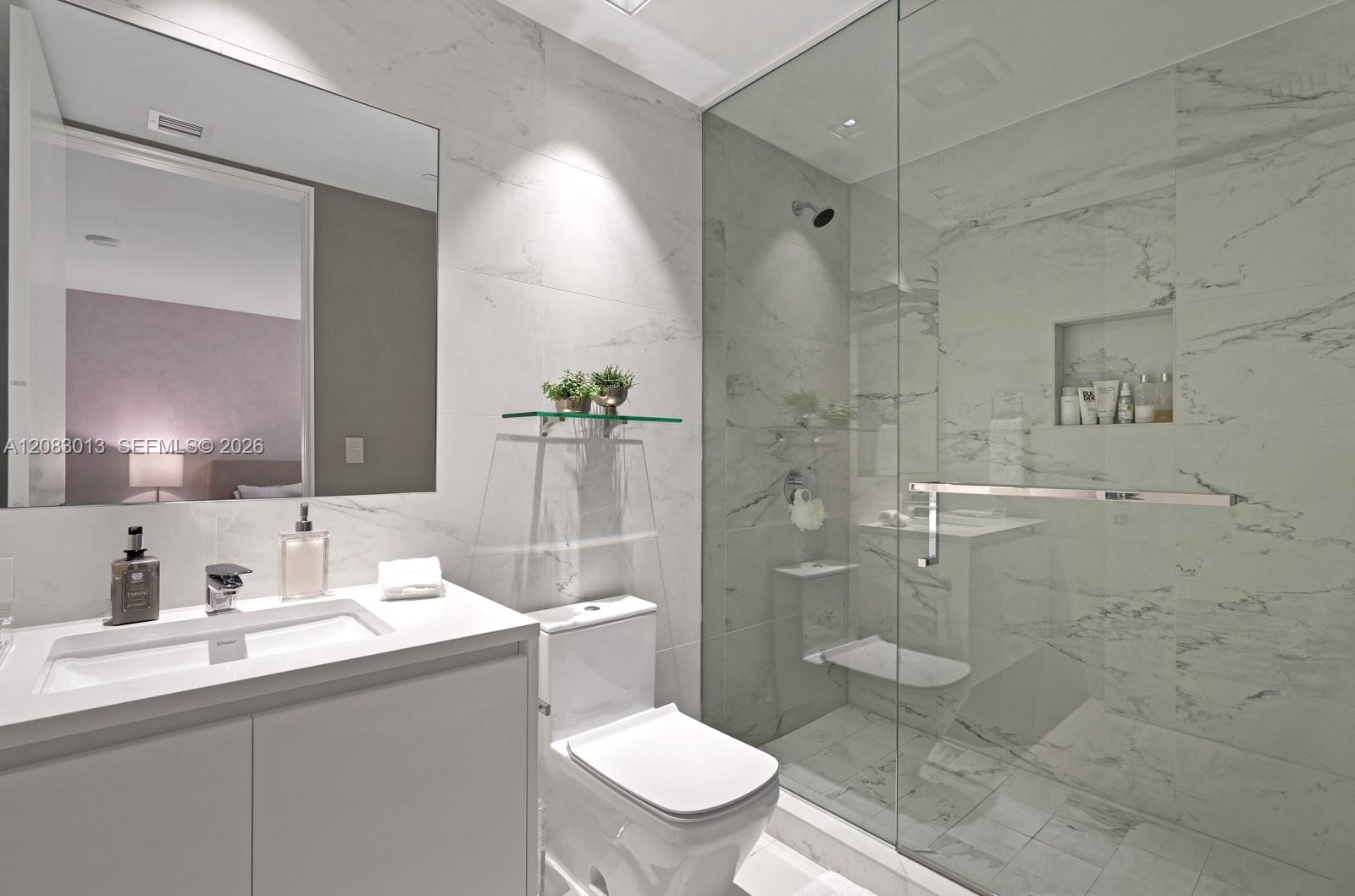 1000 Biscayne Boulevard 3402 Property Photo 33