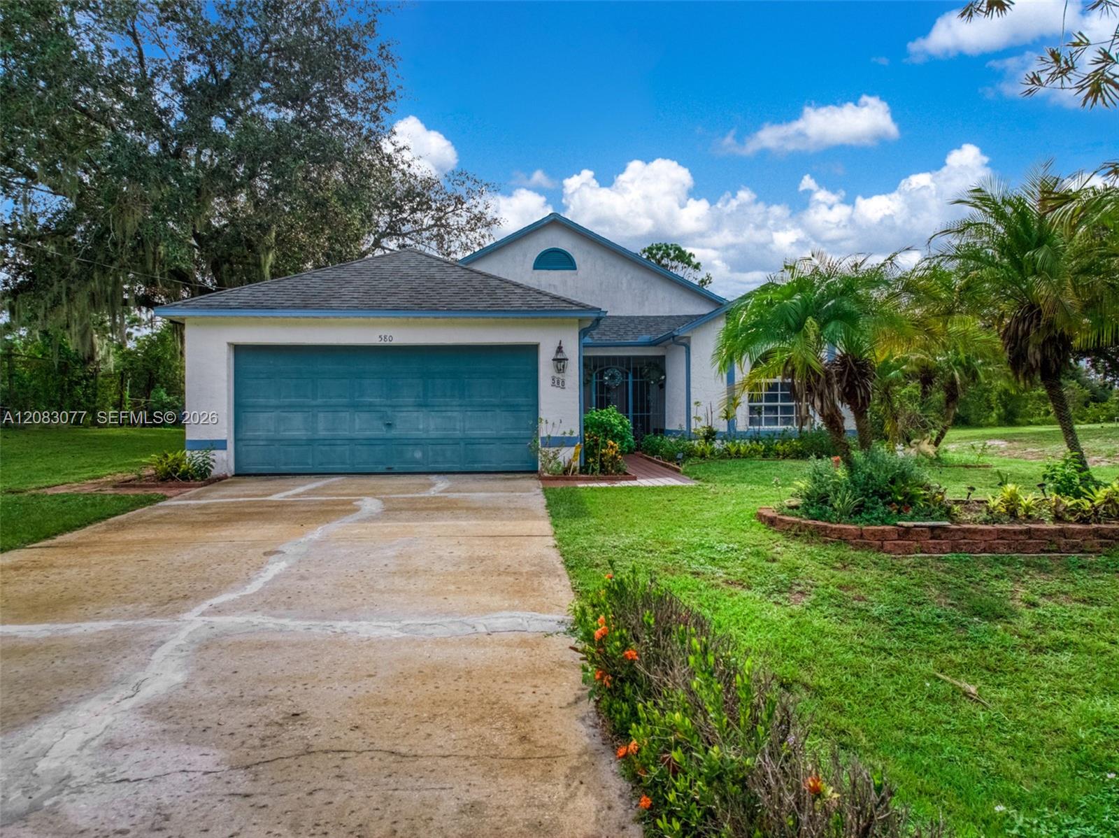 580 Summer Hill Drive Property Photo 1