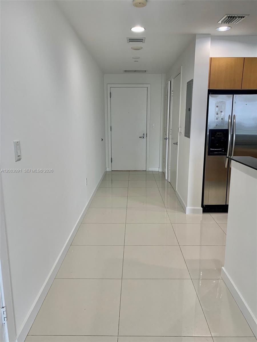 1060 Brickell Avenue 1713 Property Photo 9