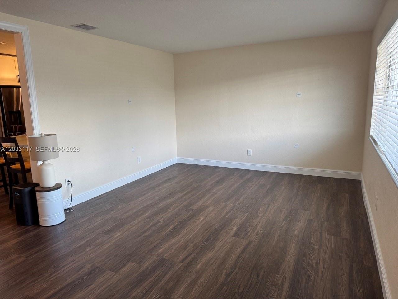 1160 W 33rd Place Property Photo 5