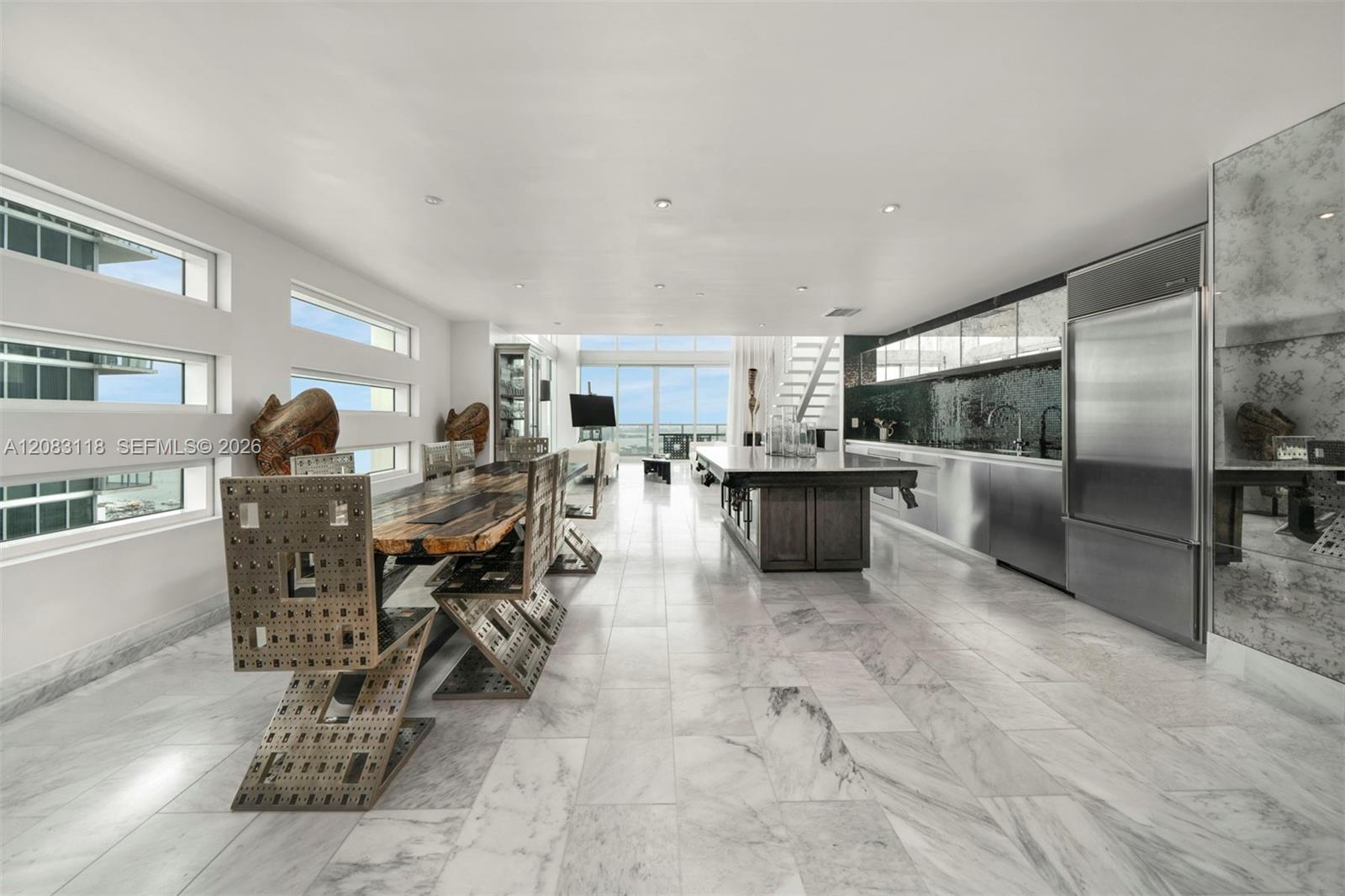 1040 Biscayne Boulevard 3304 Property Photo 6