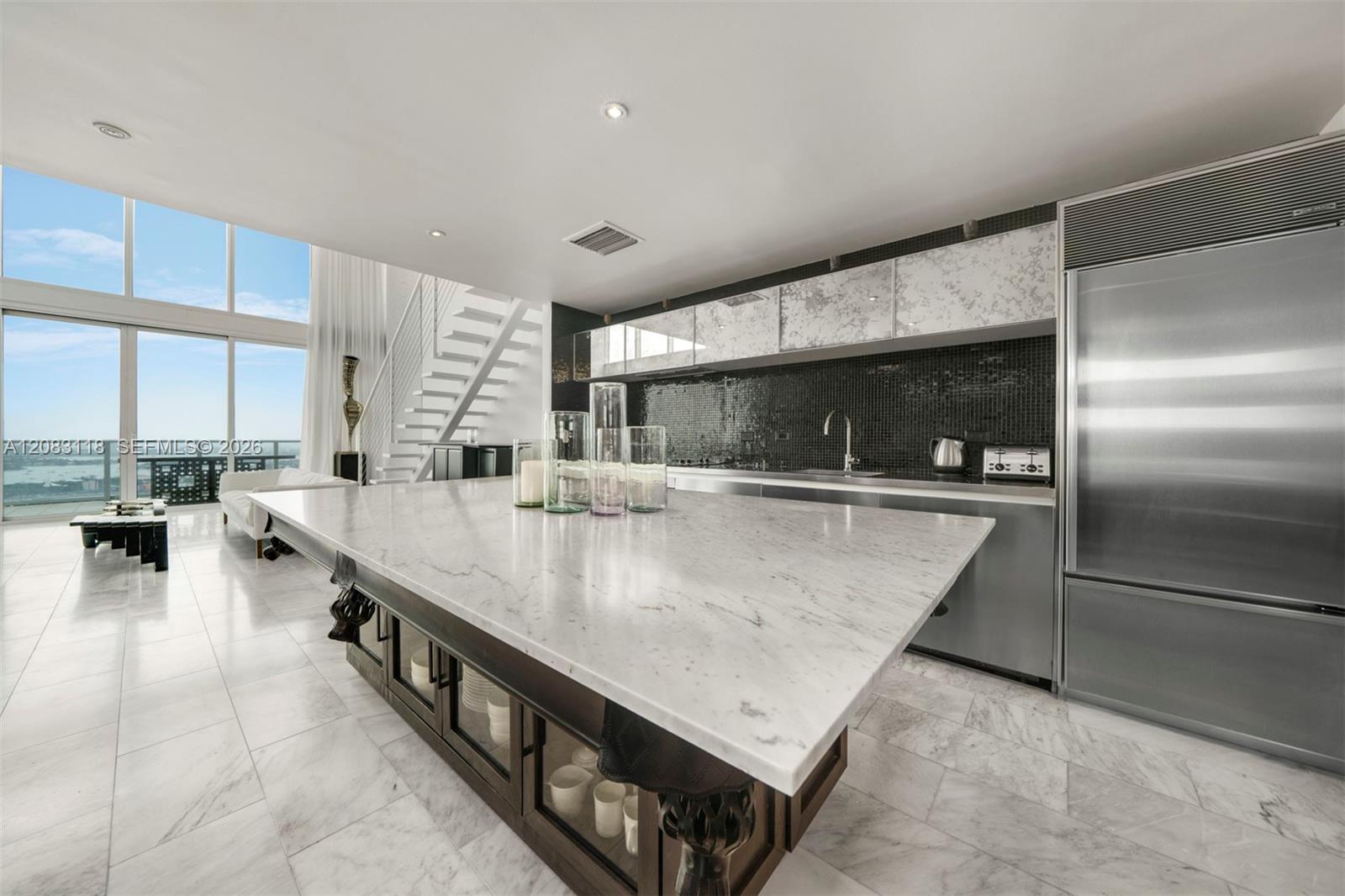 1040 Biscayne Boulevard 3304 Property Photo 7