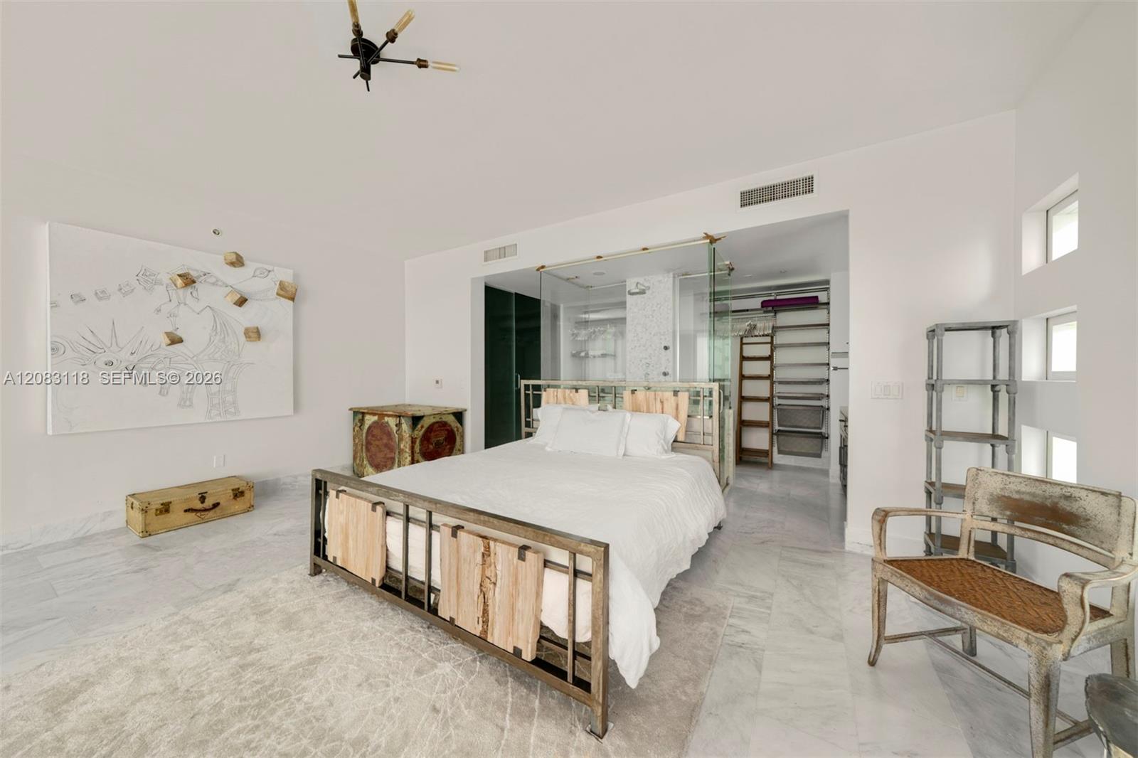 1040 Biscayne Boulevard 3304 Property Photo 10