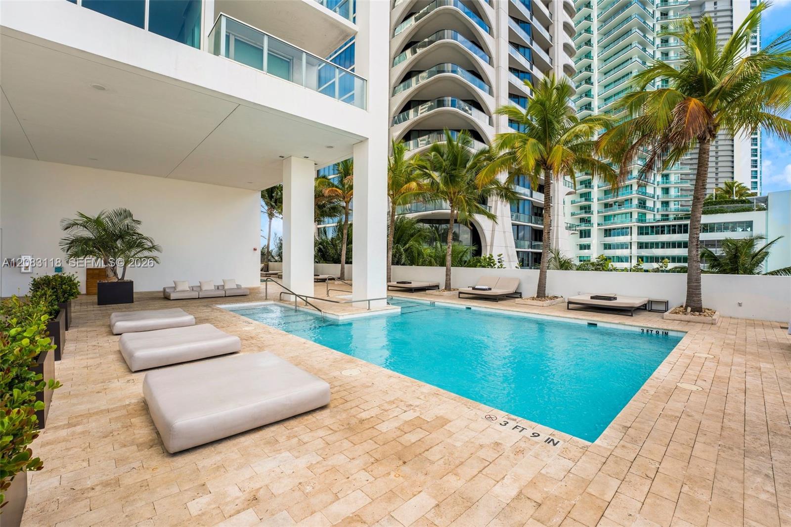 1040 Biscayne Boulevard 3304 Property Photo 24