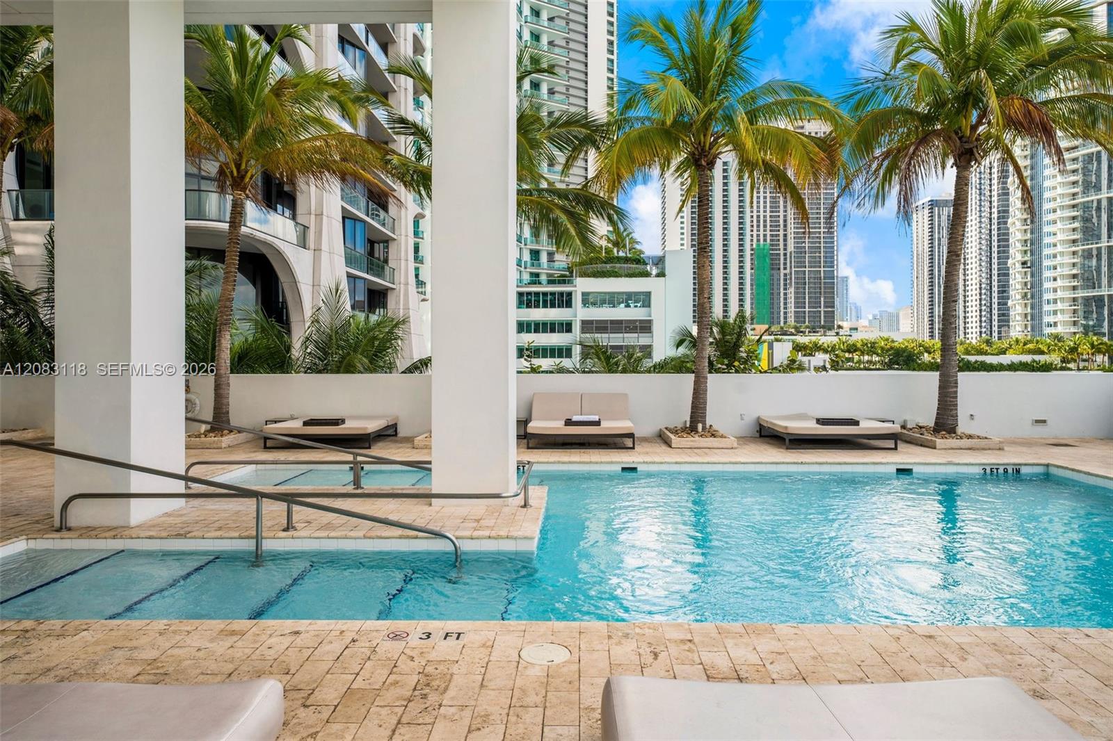 1040 Biscayne Boulevard 3304 Property Photo 25